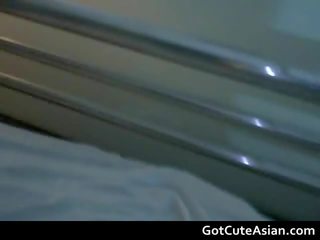 Amatør filipina lesbiske lager ut sexy voksen klipp