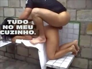 Saradãâ£o arrombando o cuzinho da esposa do corno