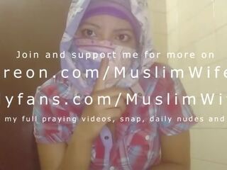 Real arab عرب وقحة كس ina sins sa hijab sa pamamagitan ng squirting kanya moro puke sa webcam arabe pornograpya malaswa klip mga bidyo