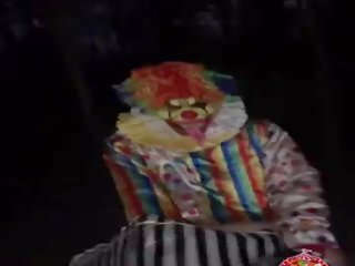 Payaso folla pawg en la bosque