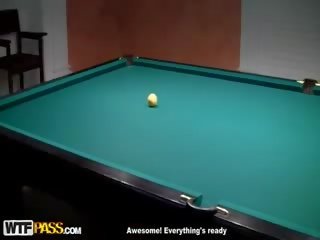 Πάρει επάνω κώλος γαμώ επί billiard τραπέζι