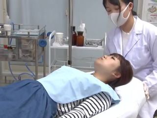 Dentist session cumming sa bibig