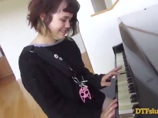 YHIVI shows OFF PIANO SKILLS FOLLOWED BY ROUGH adult film AND CUM OVER HER FACE! - Featuring: Yhivi / James Deen
